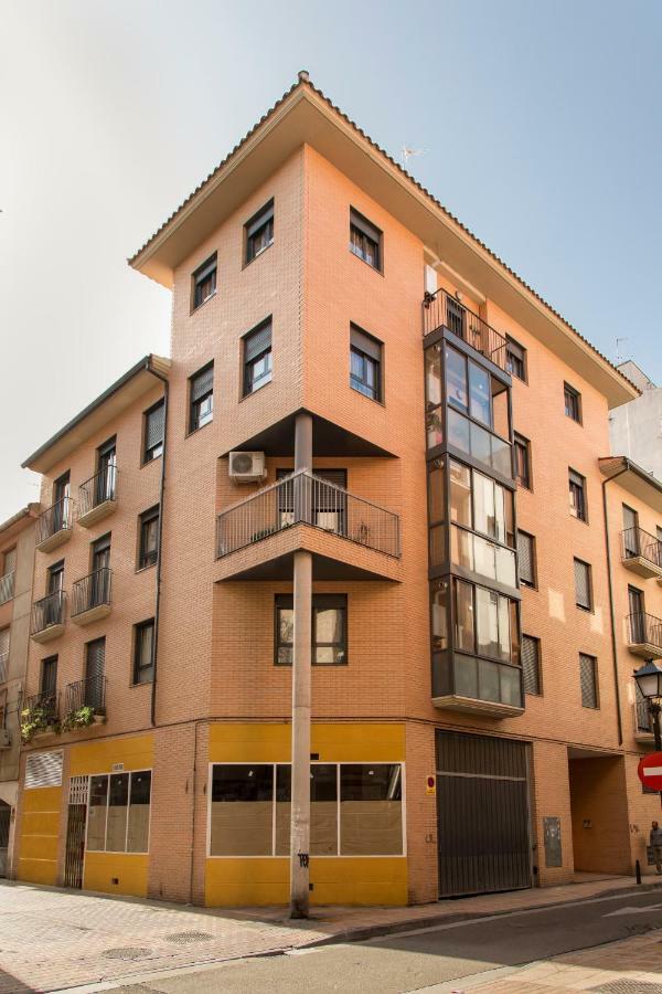 Apartamentos Mayoral Zaragoza Exterior foto
